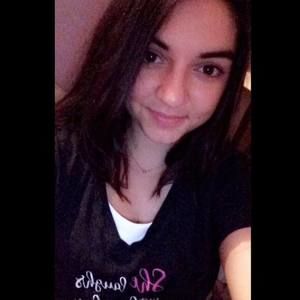 Meet your Posher, Menica